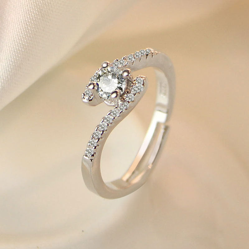 Damen Zart funkelnder Verlobungsring mit kunstvollem Design und hochwertigem Zirkonia Shop Nory