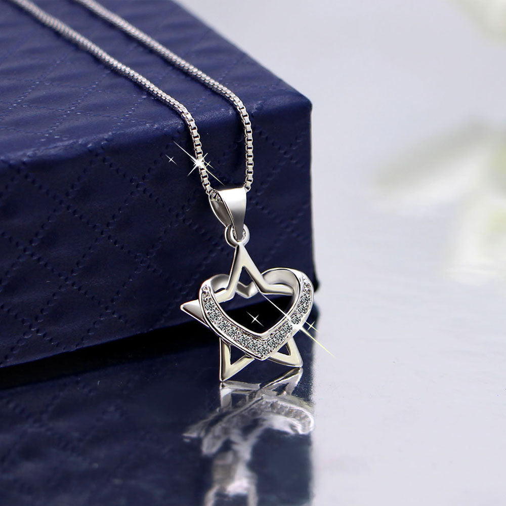 Damen Halskette mit funkelndem Sternenhänger und Herzdesign Shop Nory