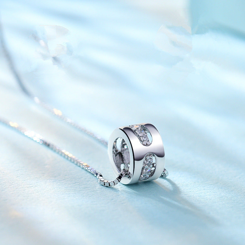 Damen Halskette mit modernem Anhänger aus hochwertigem Edelstahl und funkelnden Zirkonia-Elementen Shop Nory