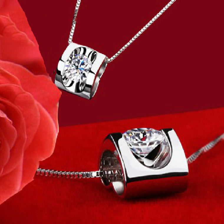 Damen Halskette mit luxuriösem Zirkonia-Anhänger und elegantem Design Shop Nory