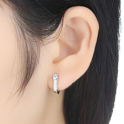 Damen Ohrringe mit funkelnden Zirkonia und modernem Design Shop Nory