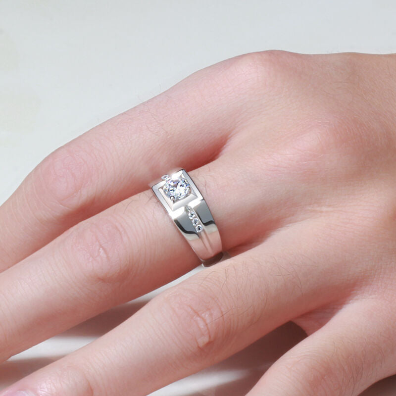 Damen Eleganter Verlobungsring mit funkelndem Zirkonia-Besatz und hochwertiger Verarbeitung Shop Nory