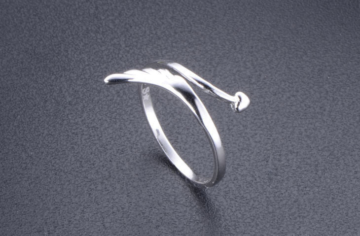 Damen offener Ring mit kunstvollem Flügel-Design und Herzen Shop Nory
