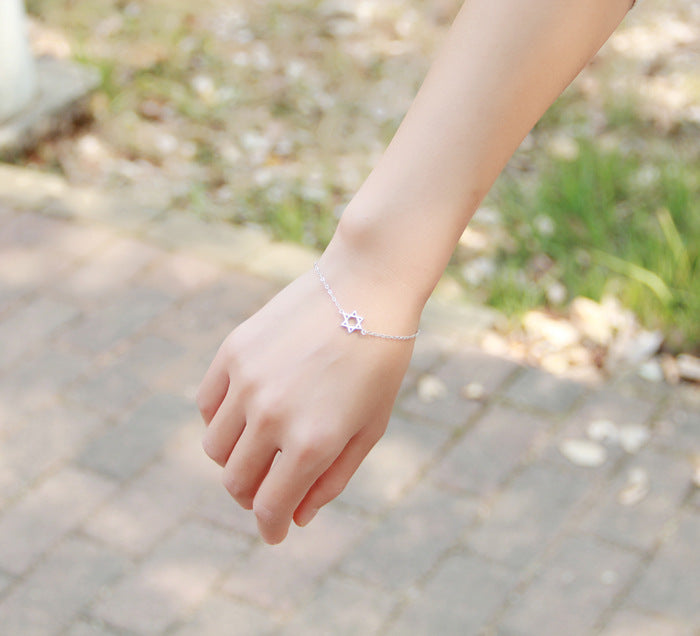 Damenarmband mit filigranem Sternsymbol und hochwertiger Verarbeitung Shop Nory