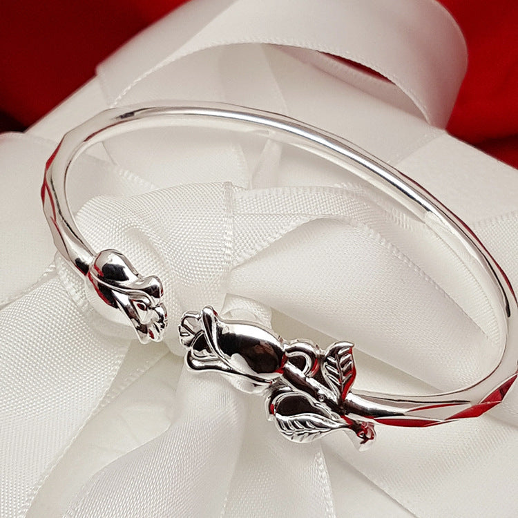Damen Armreif mit kunstvollem Rosenmotiv Shop Nory
