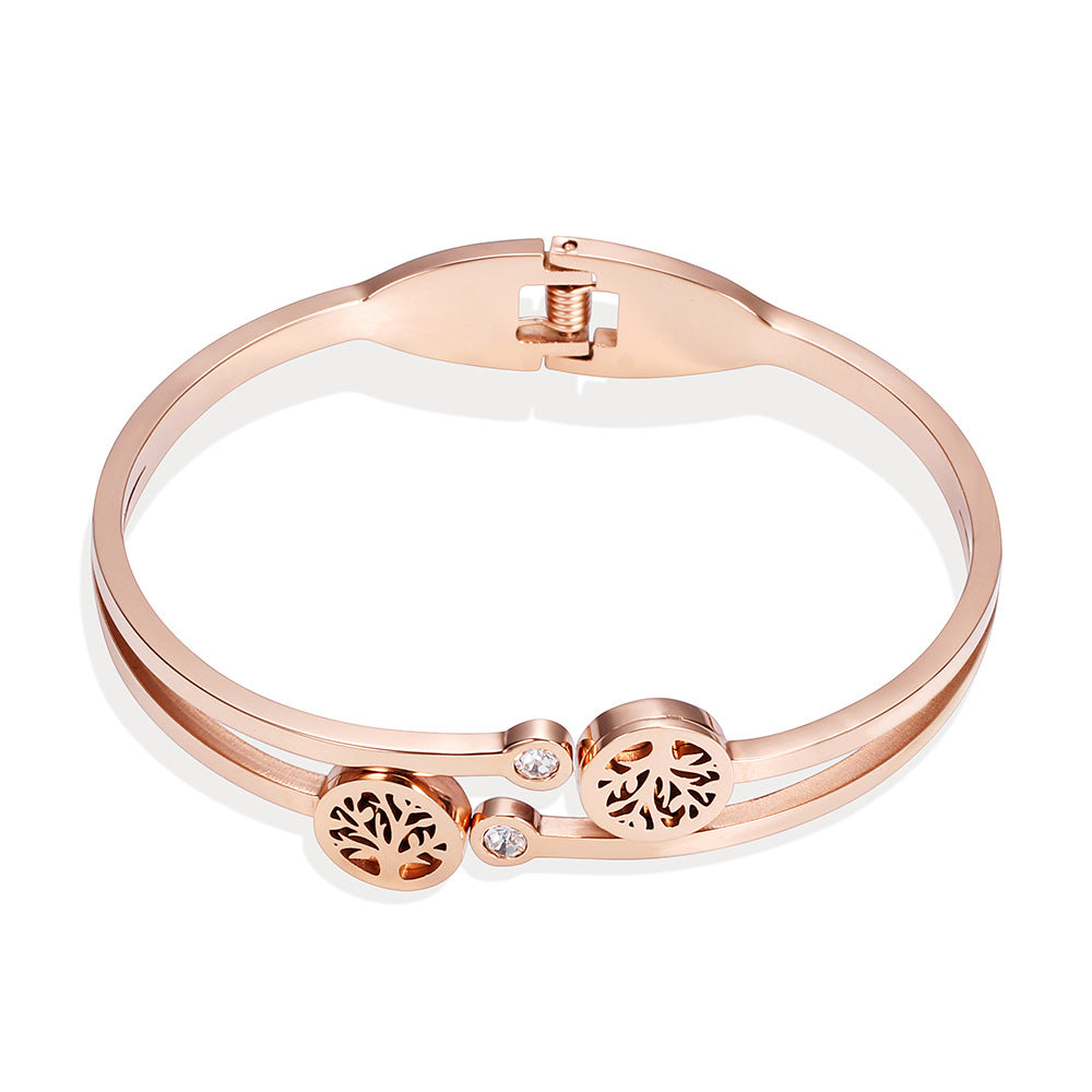 Damen Armband mit feinem Baum-Motiv und funkelnden Zirkonia Shop Nory