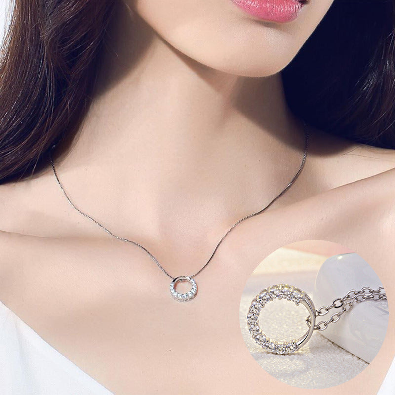 Damen Halskette mit funkelndem Kreisanhänger aus hochwertigem Zirkonia Shop Nory