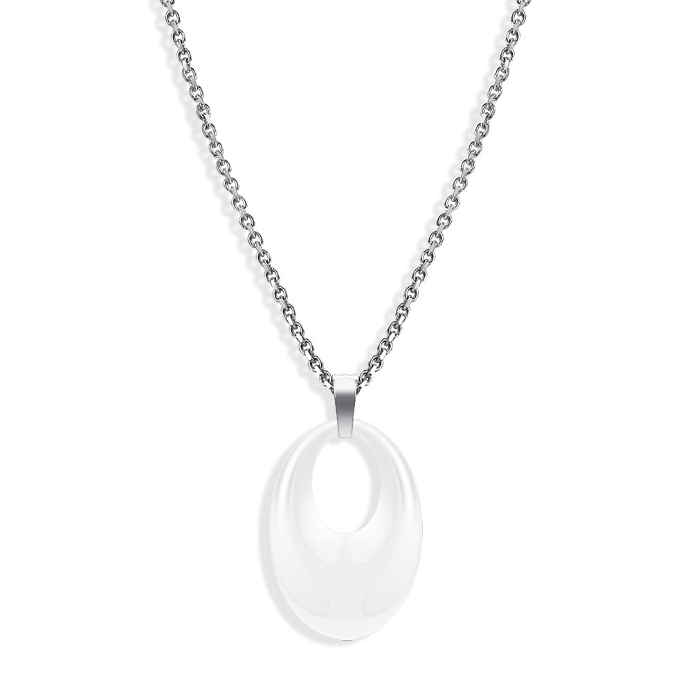 Damen Halskette mit modernem pendelartigen Anhänger und hochwertiger Edelstahlkette Shop Nory