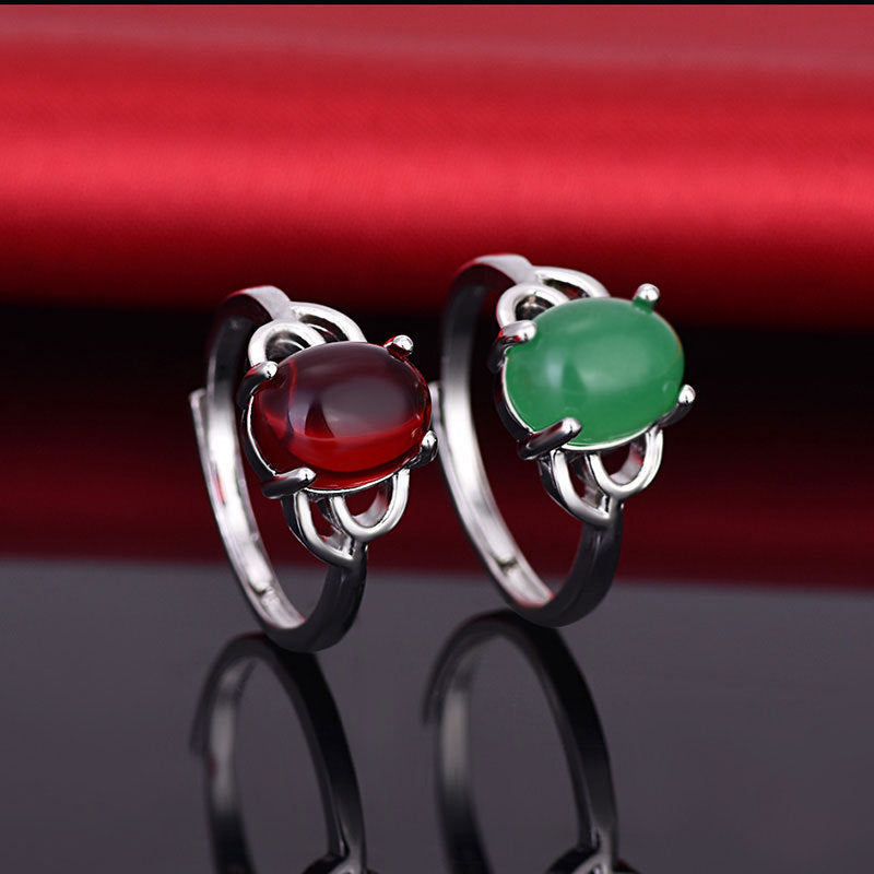 Damenring mit rotem Edelstein und filigranem Design Shop Nory