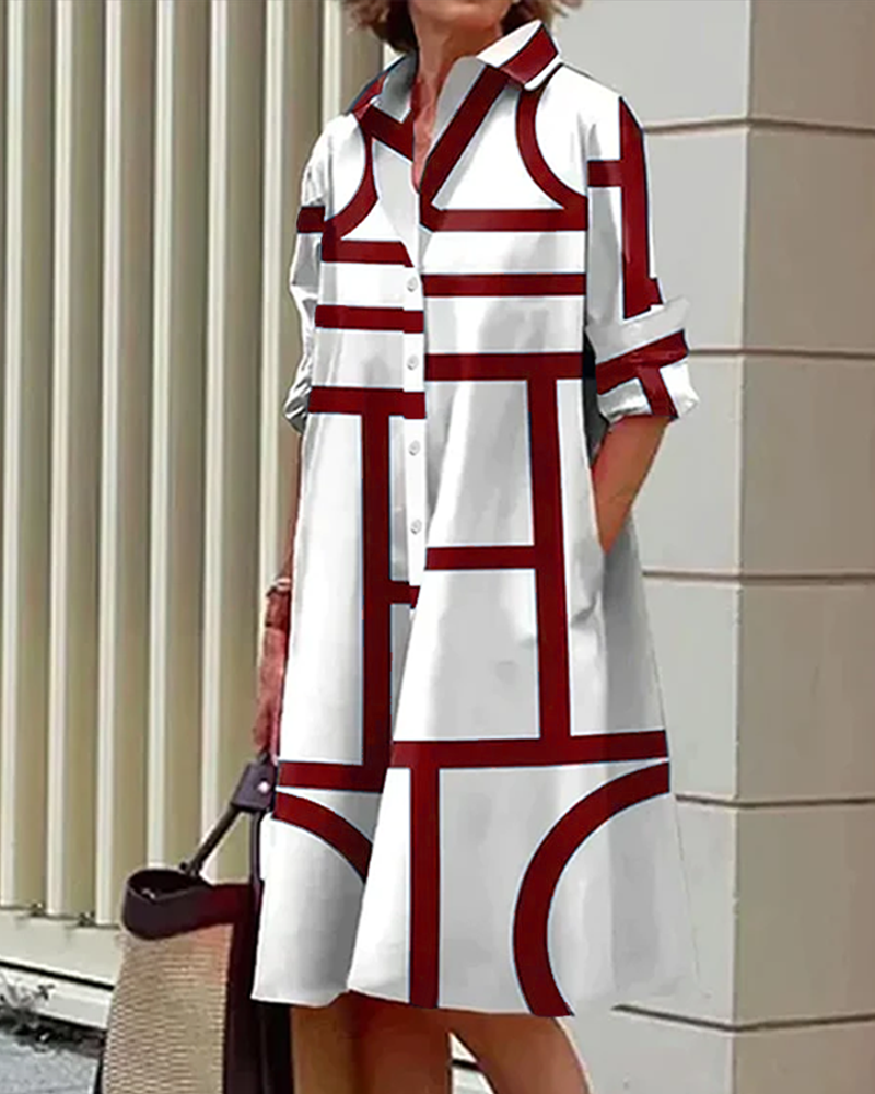 Kleid mit Taschen und Geometrischem Aufdruck