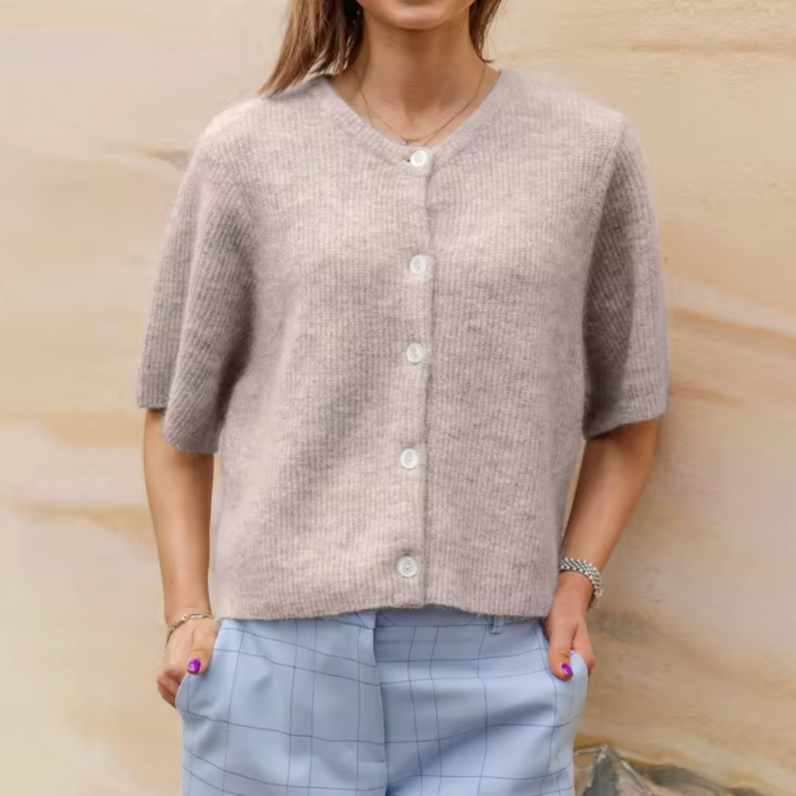 Kurze Strick-Cardigan mit Knöpfen für Damen