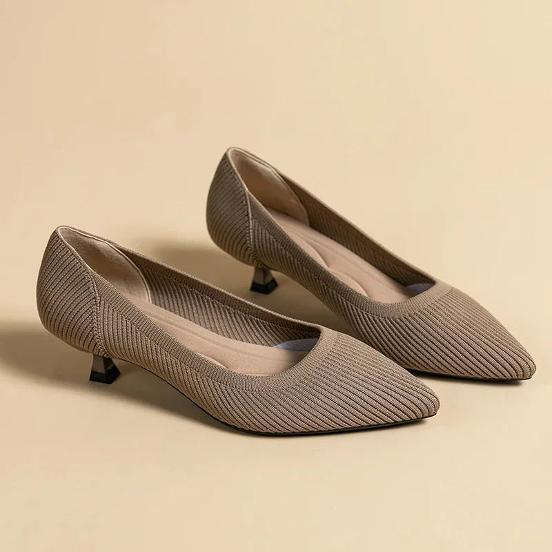 Orthopädische Schuhe mit Absatz