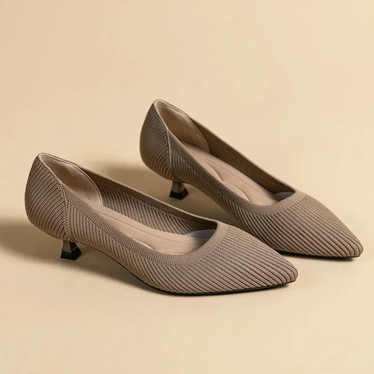 Orthopädische Schuhe mit Absatz