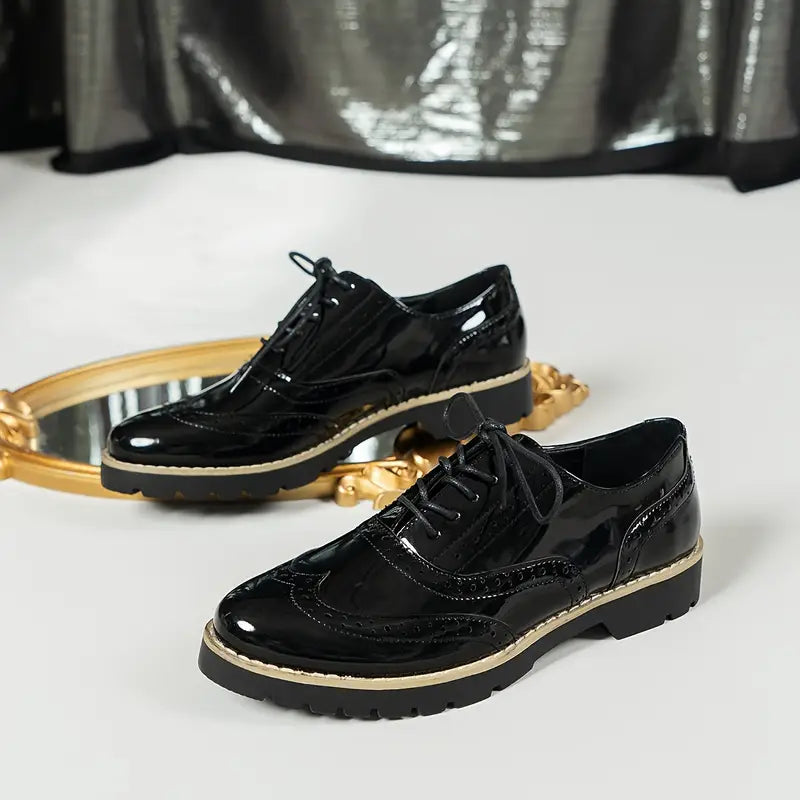 Modisch Gestanzte Lackschuhe Für Damen