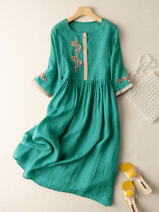 Besticktes Kleid aus Baumwolle