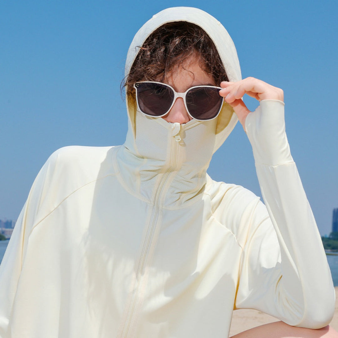 Sonnenschutzkleidung mit Kapuze