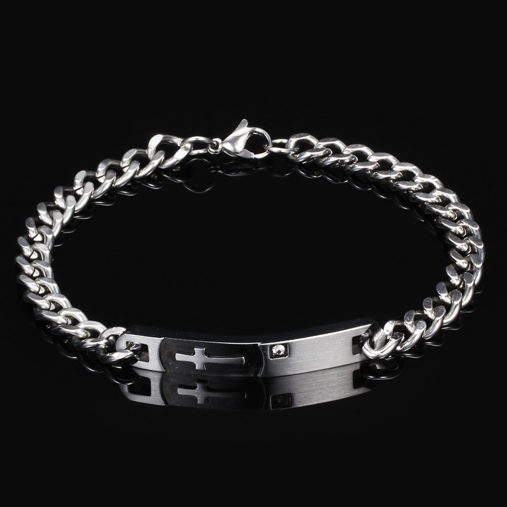 Damen modisches Edelstahlarmband mit gravierter Plakette und Zirkonia Shop Nory