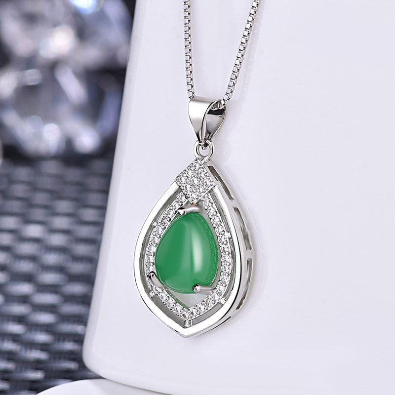 Damen Elegante Halskette mit rotem Edelstein und Zirkonia Shop Nory