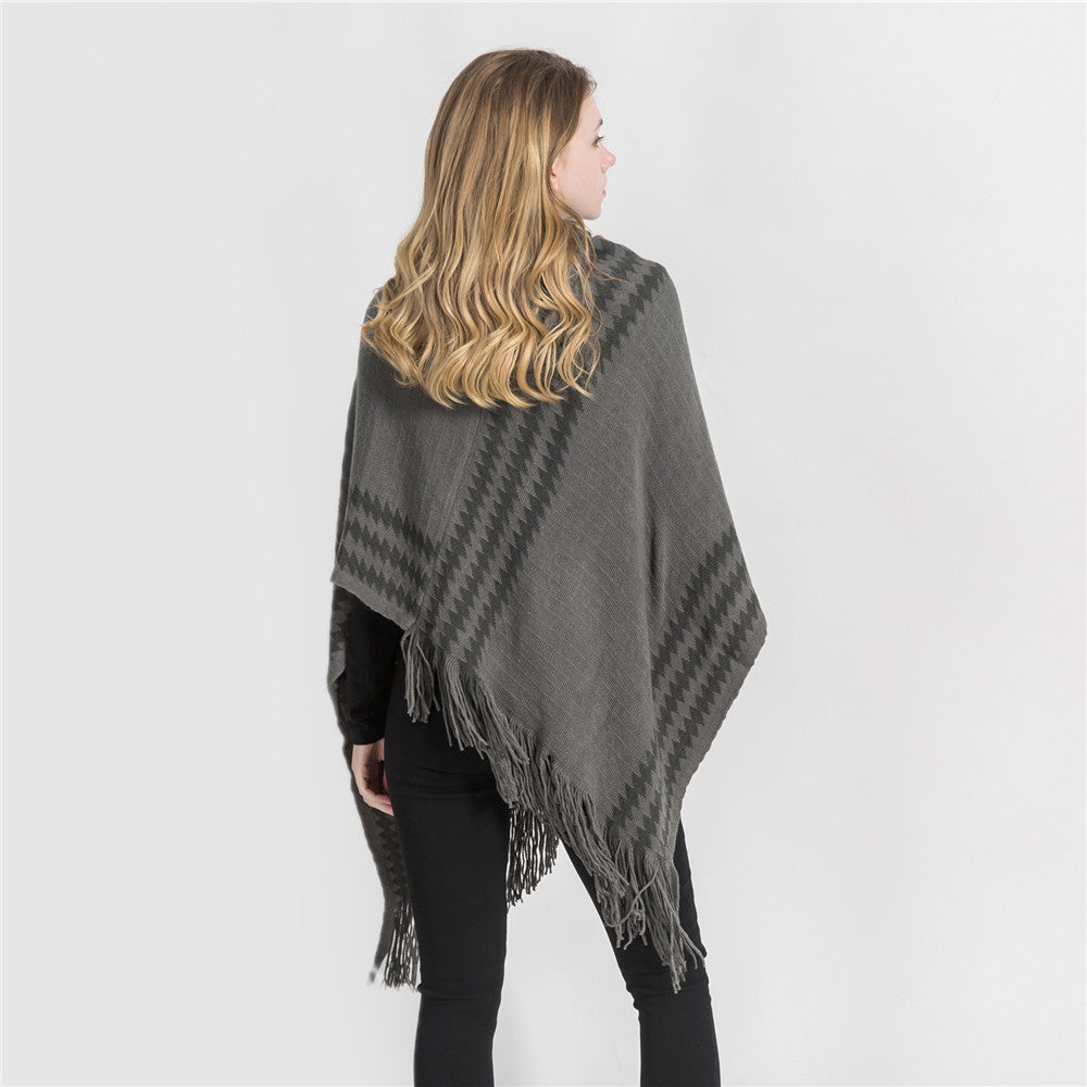 Damen Strick‑Kapuzencape im Hahnentritt‑Jacquard mit Fransensaum Shop Nory