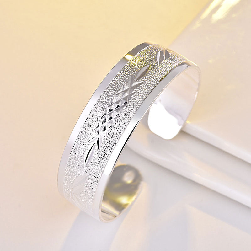 Damen Offenes Armkettchen mit kunstvollem Reliefdesign Shop Nory