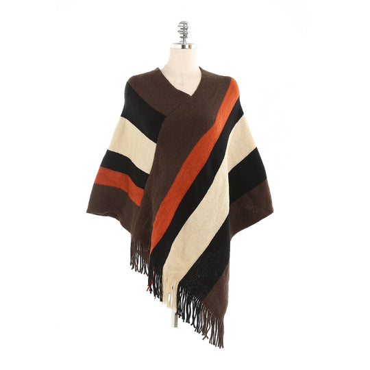 Damen Oversize‑Strickruana mit Fransensaum und diagonaler Blockstreifen‑Optik Shop Nory