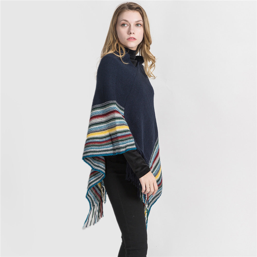 Damen Oversize-Strickruana mit Fransen und gestreifter Bordüre Shop Nory