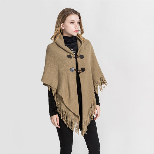 Damen Strick-Ruana-Poncho mit Schalkragen, Knebelverschlüssen und Fransensaum Shop Nory