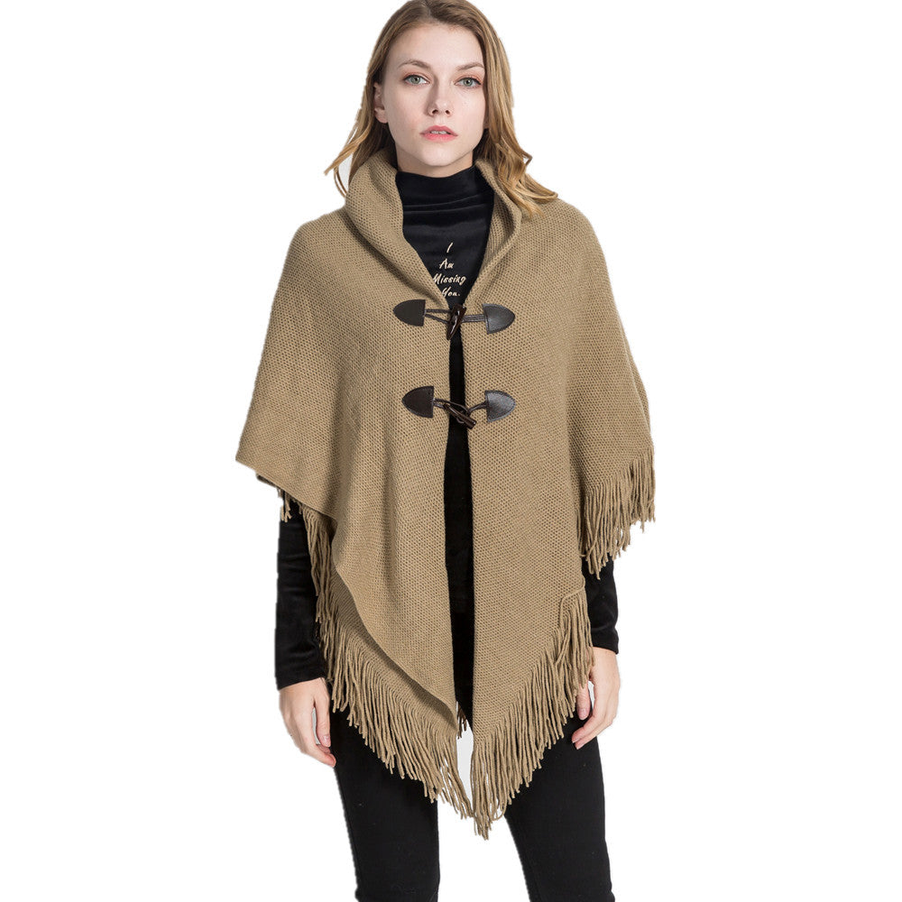 Damen Strick-Ruana-Poncho mit Schalkragen, Knebelverschlüssen und Fransensaum Shop Nory