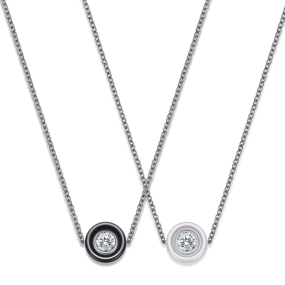Damen Halskette mit elegantem Anhänger und funkelndem Zirkonia Shop Nory