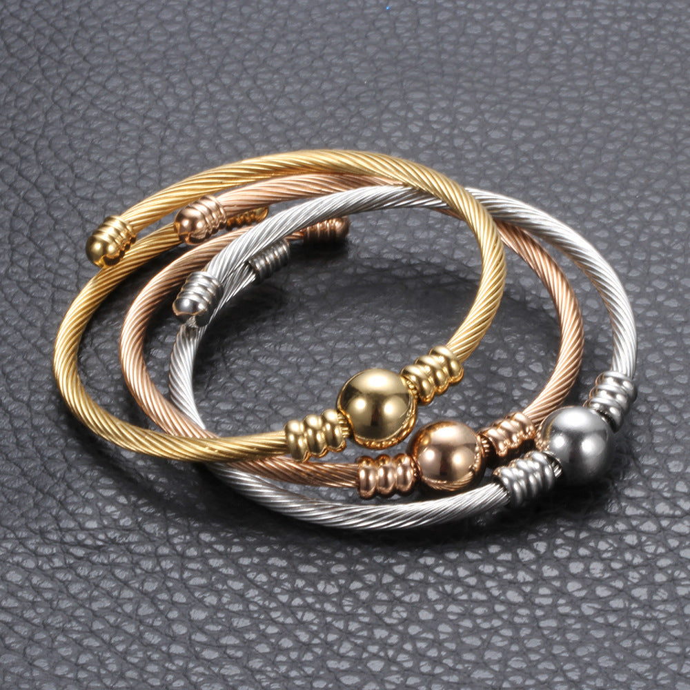 Damen Armband mit elegantem Drahtdesign und funkelndem Zirkonia Shop Nory