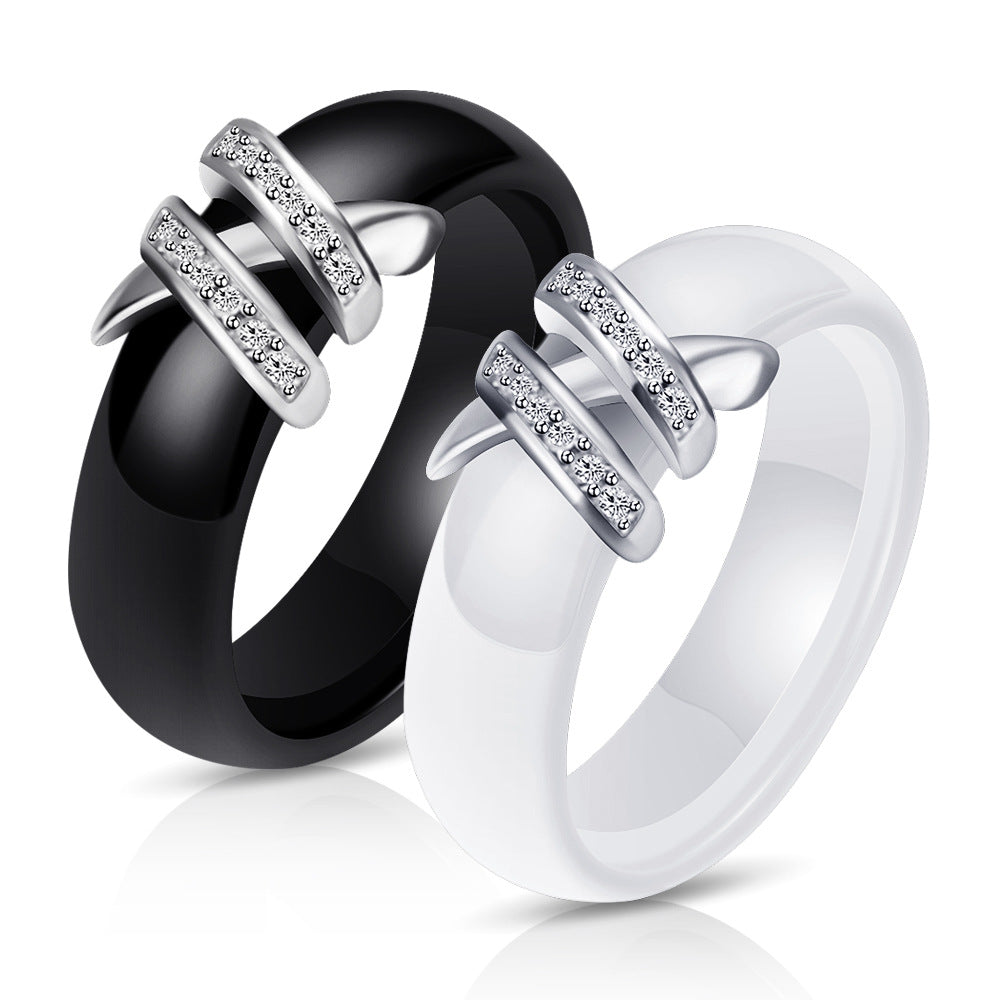 Damen Ring mit elegantem Design und funkelnden Zirkonia Shop Nory