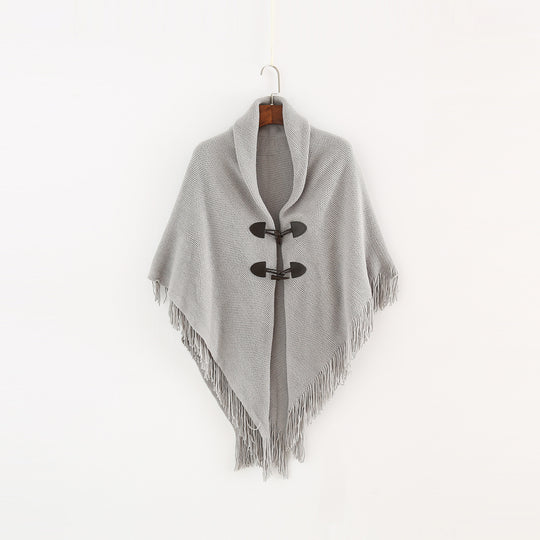 Damen Strick-Ruana-Poncho mit Schalkragen, Knebelverschlüssen und Fransensaum Shop Nory