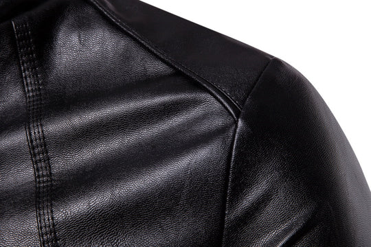 Herren Slim-Fit Lederoptik-Jacke mit Stehkragen, Ziernähten und durchgehendem Reißverschluss Shop Nory