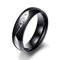 Herren Ring mit modernem, geschwungenem Design und funkelnden Zirkonia Shop Nory