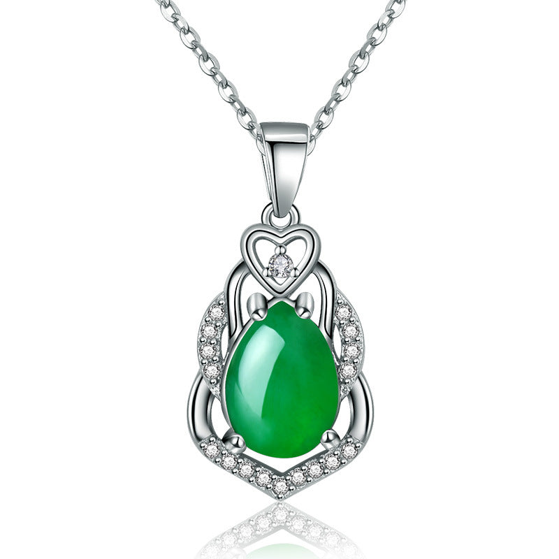 Damen handgefertigte Halskette mit grünem Jade-Anhänger und Zirkonia Shop Nory