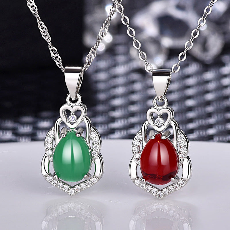 Damen handgefertigte Halskette mit grünem Jade-Anhänger und Zirkonia Shop Nory