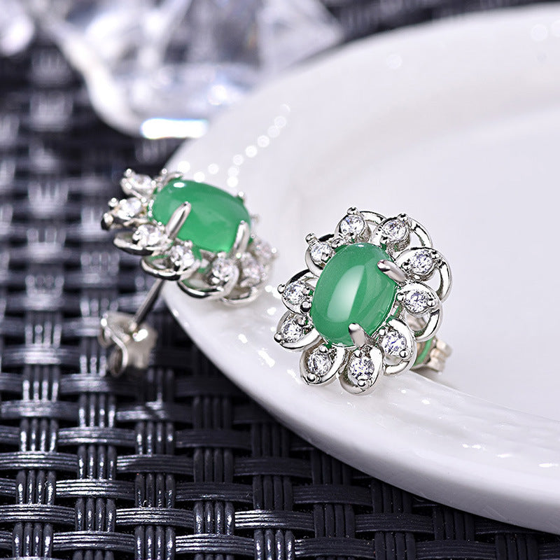 Damen Ohrstecker mit hochwertigem Jade-Element und funkelnden Zirkonia Shop Nory