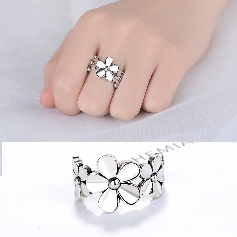 Damenring mit floralem Design aus hochwertigem Edelstahl Shop Nory