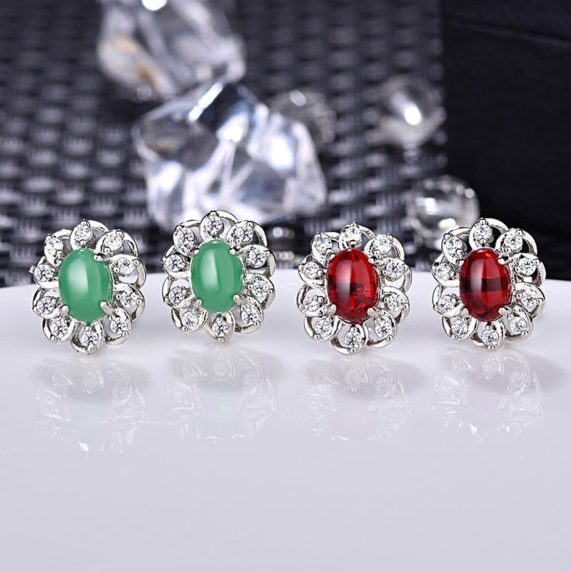 Damen Ohrstecker mit hochwertigem Jade-Element und funkelnden Zirkonia Shop Nory