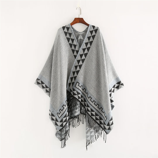 Damen Grobstrick-Poncho im Wickelstil mit Dreieck-Jacquard und Fransensaum Shop Nory