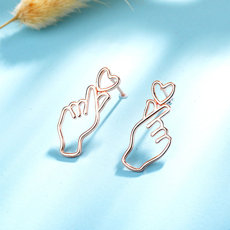Damen Ohrringe mit modernem Herz- und Handdesign Shop Nory