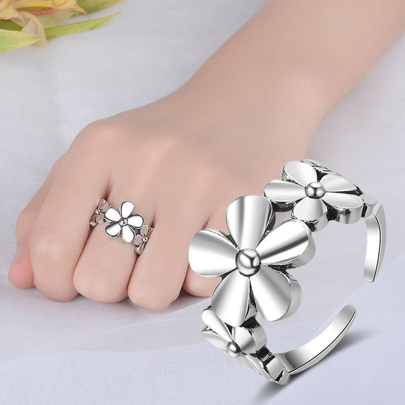 Damenring mit floralem Design aus hochwertigem Edelstahl Shop Nory