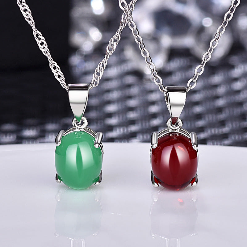 Damen Halskette mit hochwertigem grünen Jade-Anhänger und elegantem Silberdesign Shop Nory