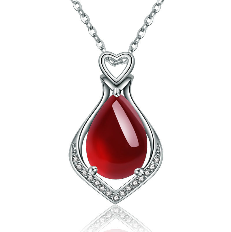 Damen Designer-Halskette mit grünem Jade-Anhänger Shop Nory