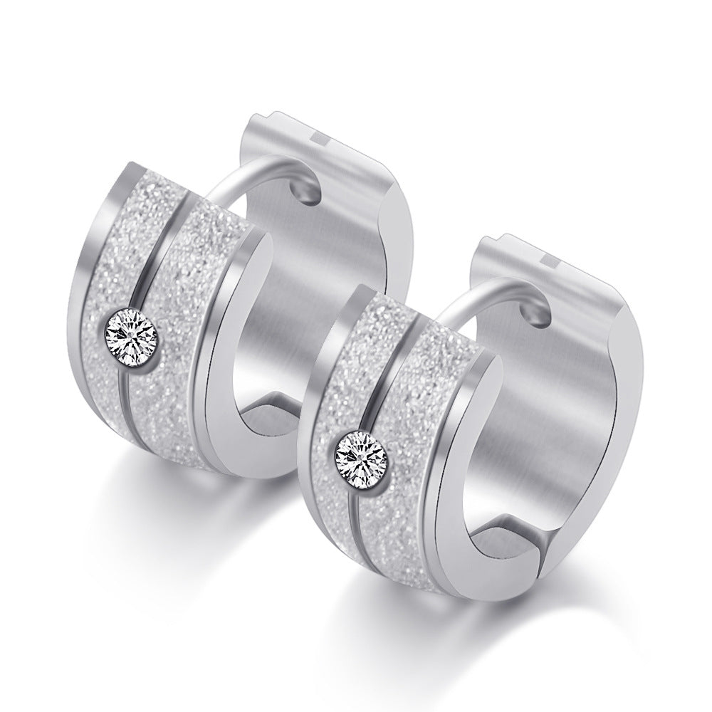 Damen Ohrstecker mit eleganter Zirkonia-Besatz und glänzendem Finish Shop Nory