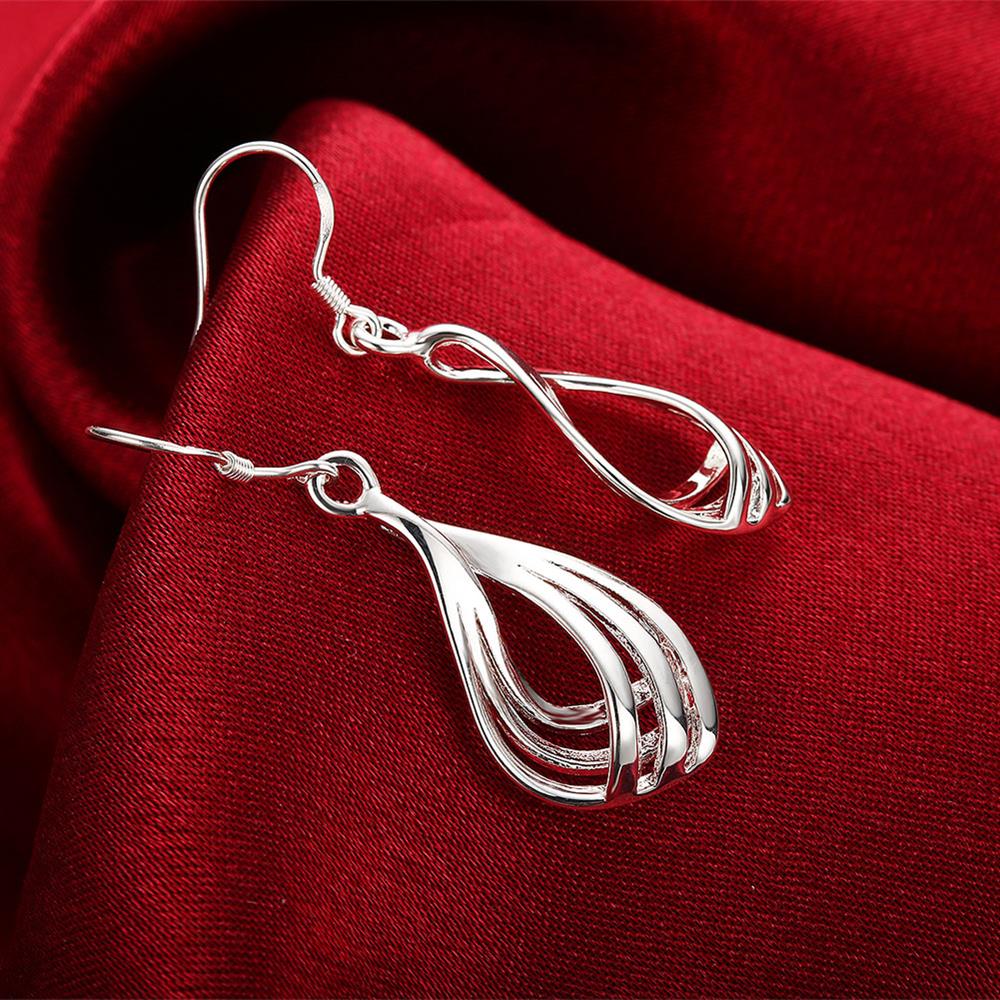 Verdrehte Wellenlinien-Ohrringe aus 925er-Sterlingsilber | Shop Nory