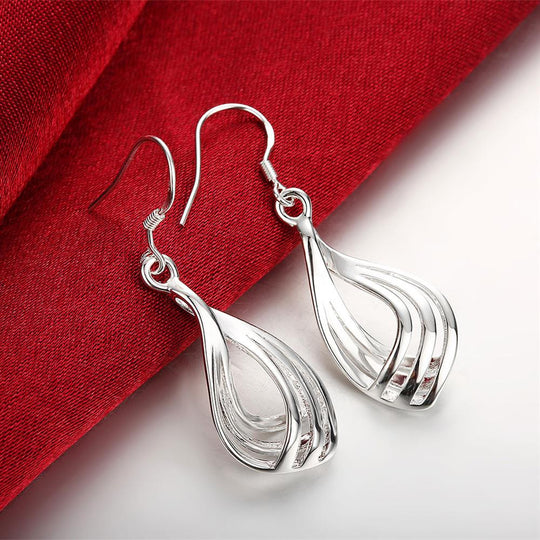 Verdrehte Wellenlinien-Ohrringe aus 925er-Sterlingsilber | Shop Nory