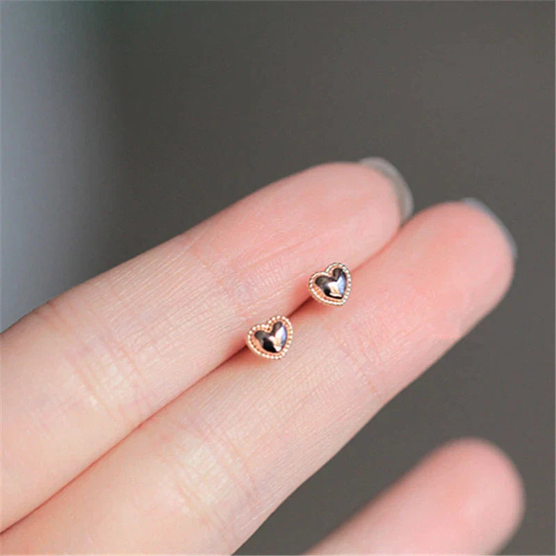 14k SILBER Mini Herz Stecker Ohrringe | Shop Nory