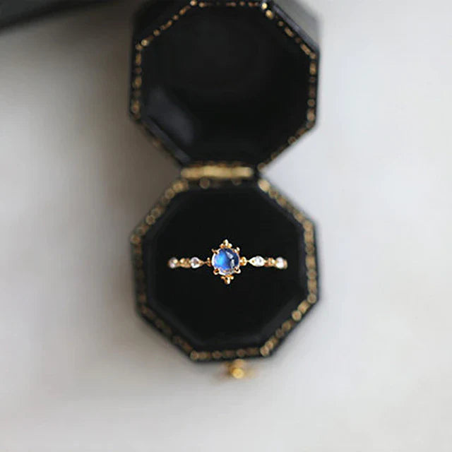 Exquisite transparente Mondsteinringe | Shop Nory