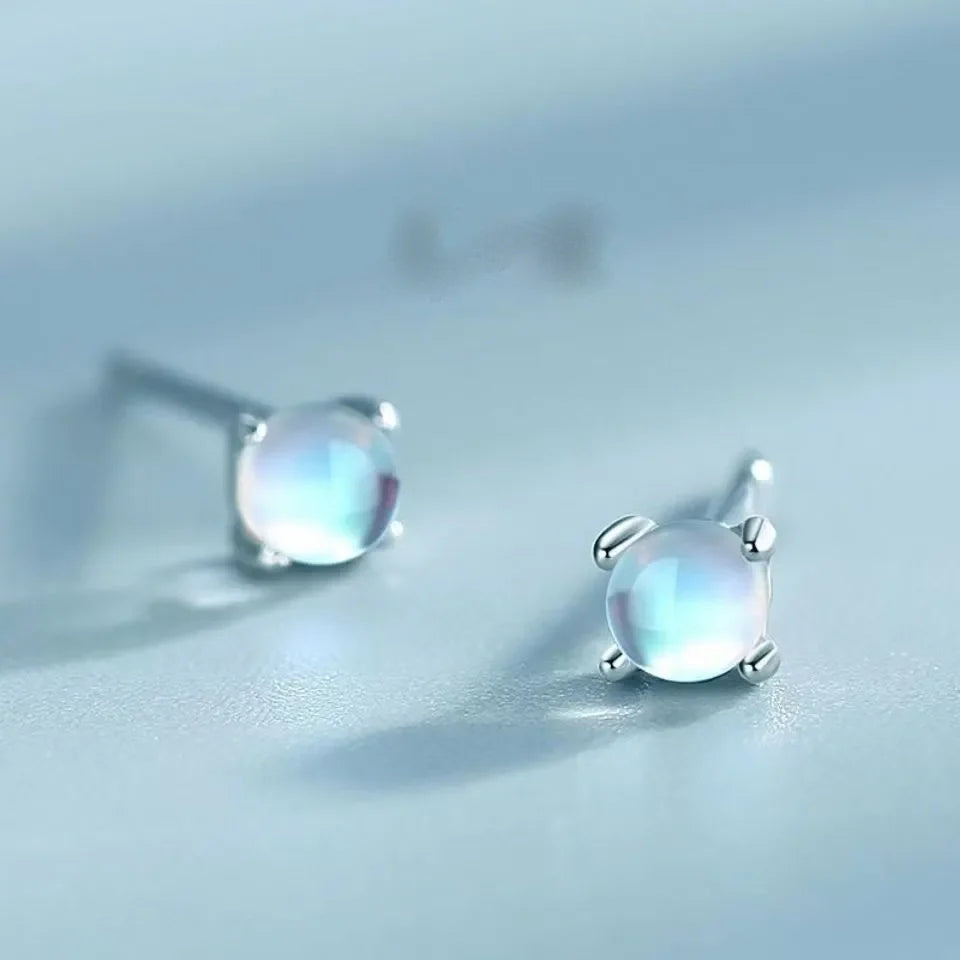 925 Sterling Silber Natürlicher Blauer Mondstein Mini Süße Ohrringe | Shop Nory